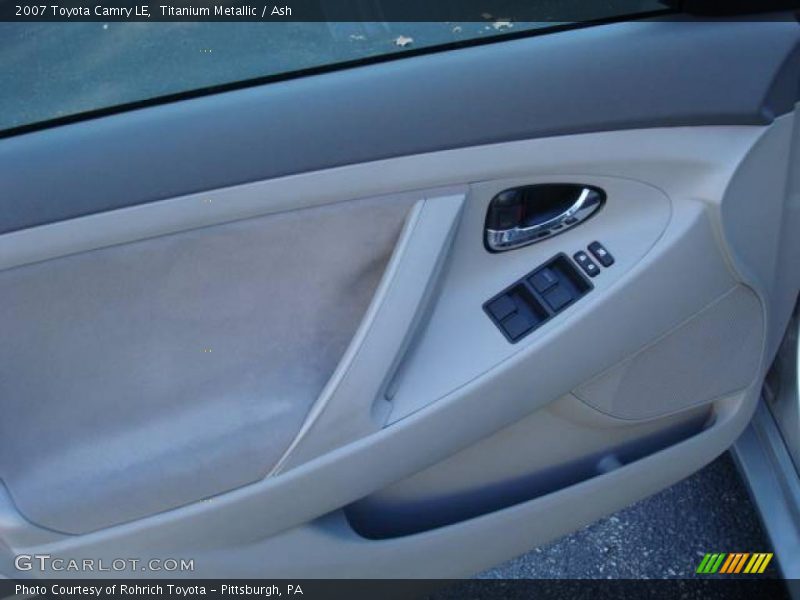 Titanium Metallic / Ash 2007 Toyota Camry LE