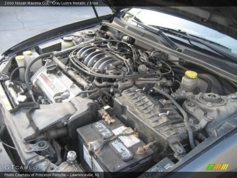 Gray Lustre Metallic / Frost 2000 Nissan Maxima GLE