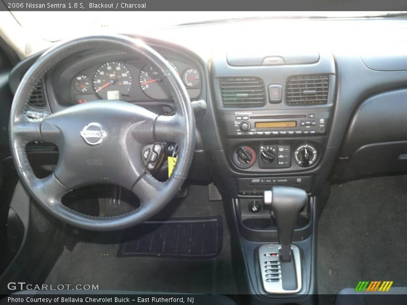 Blackout / Charcoal 2006 Nissan Sentra 1.8 S