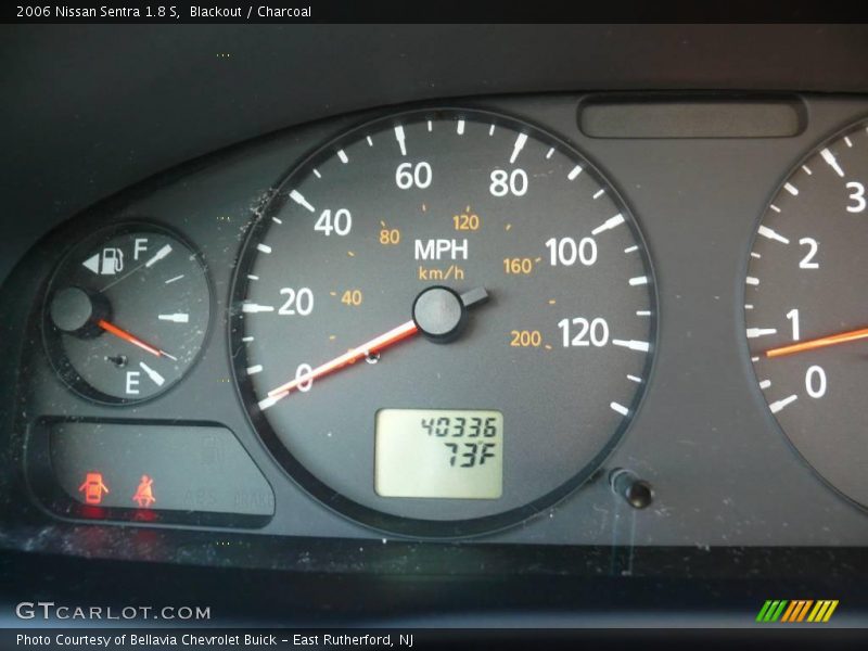 Blackout / Charcoal 2006 Nissan Sentra 1.8 S
