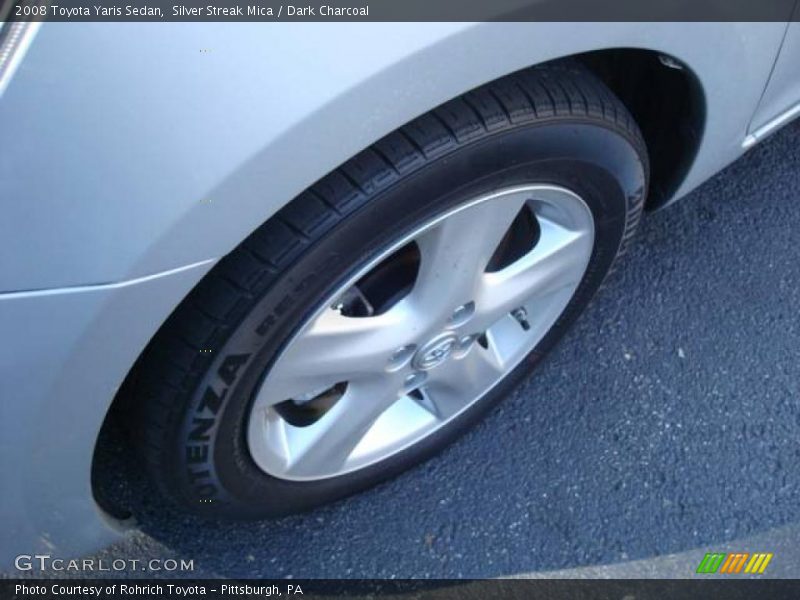 Silver Streak Mica / Dark Charcoal 2008 Toyota Yaris Sedan