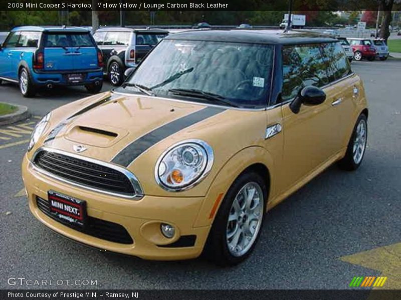 Mellow Yellow / Lounge Carbon Black Leather 2009 Mini Cooper S Hardtop