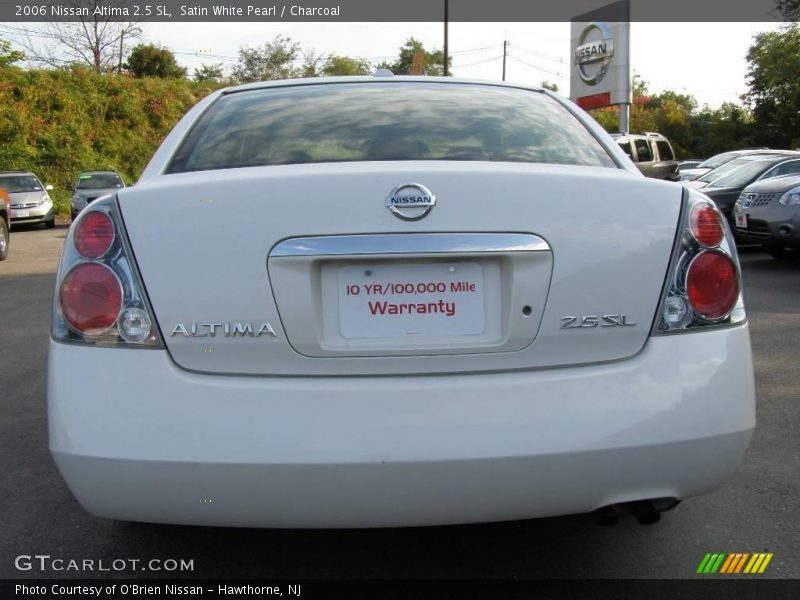 Satin White Pearl / Charcoal 2006 Nissan Altima 2.5 SL