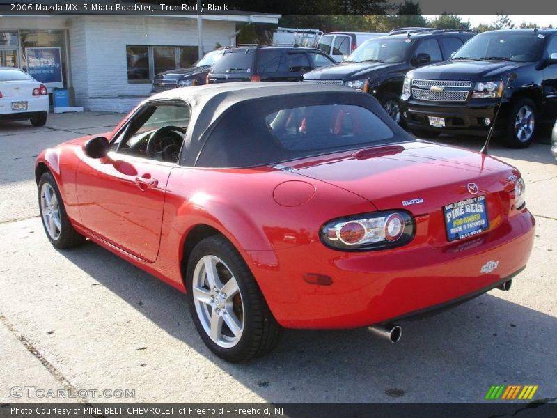 True Red / Black 2006 Mazda MX-5 Miata Roadster