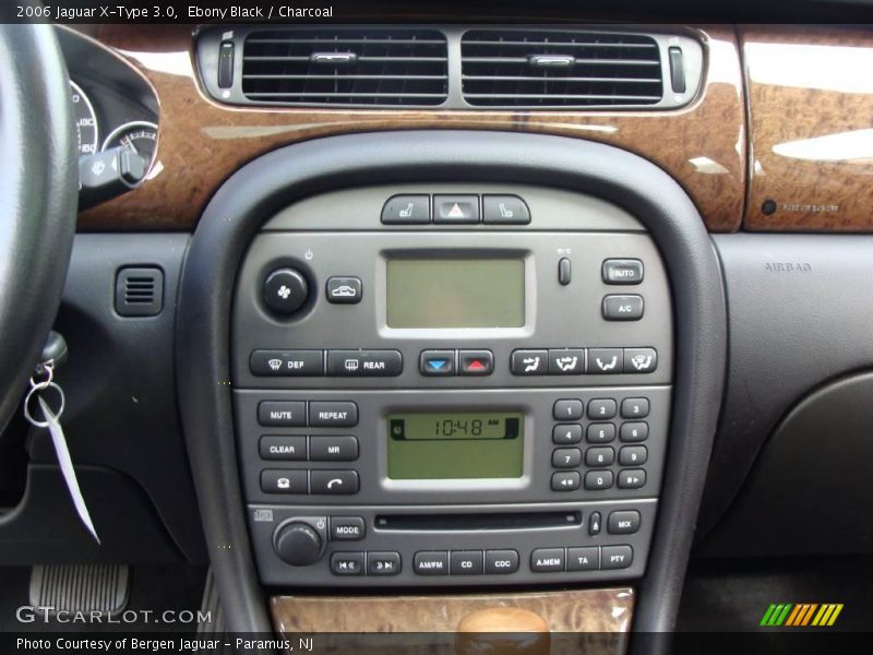 Ebony Black / Charcoal 2006 Jaguar X-Type 3.0