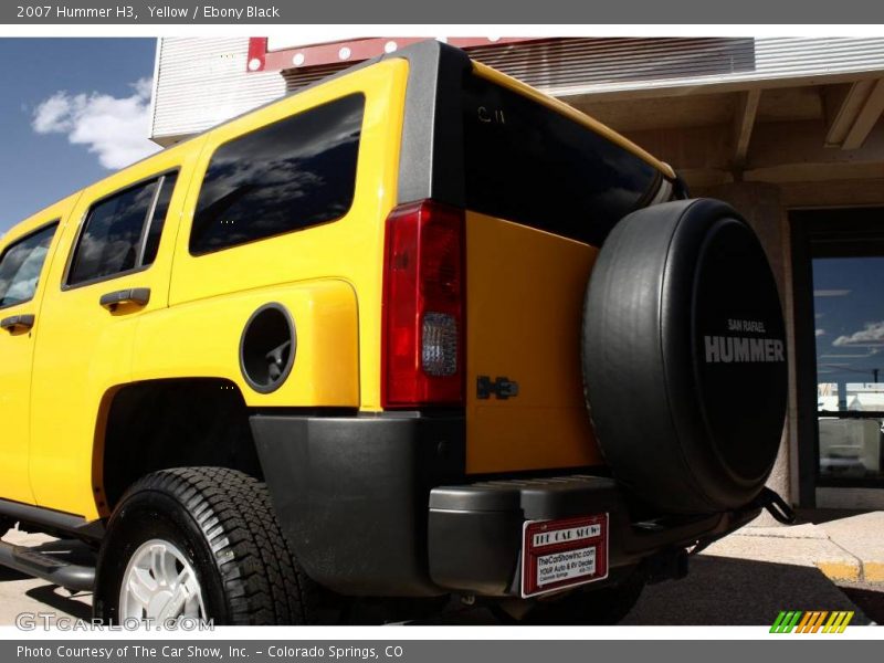 Yellow / Ebony Black 2007 Hummer H3