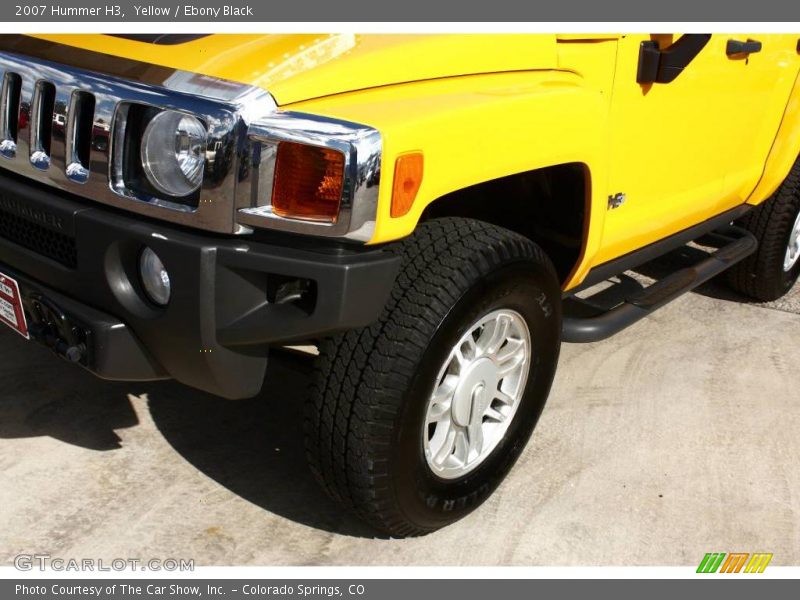 Yellow / Ebony Black 2007 Hummer H3