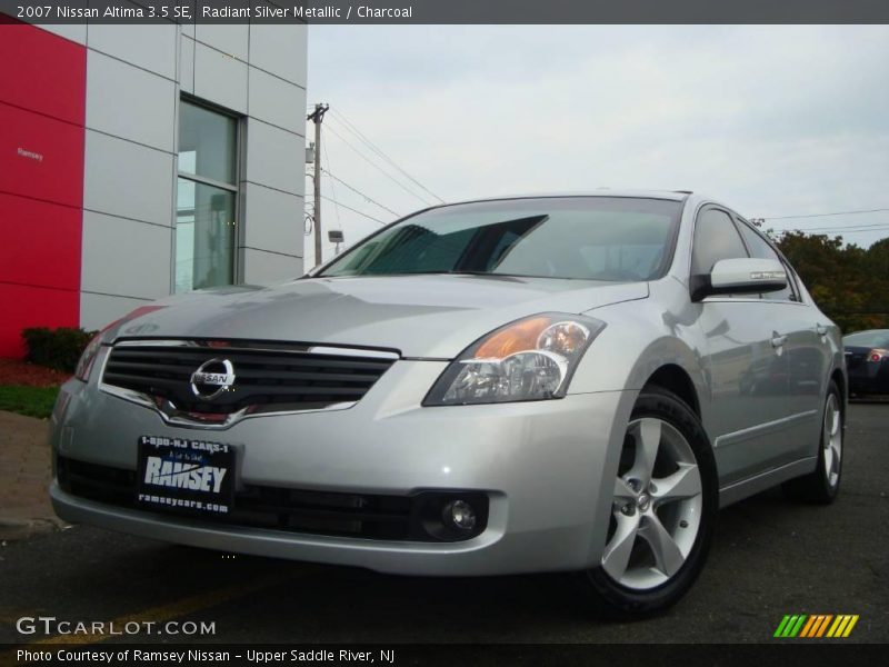 Radiant Silver Metallic / Charcoal 2007 Nissan Altima 3.5 SE