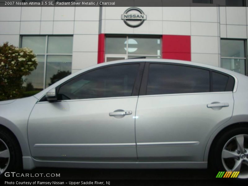 Radiant Silver Metallic / Charcoal 2007 Nissan Altima 3.5 SE