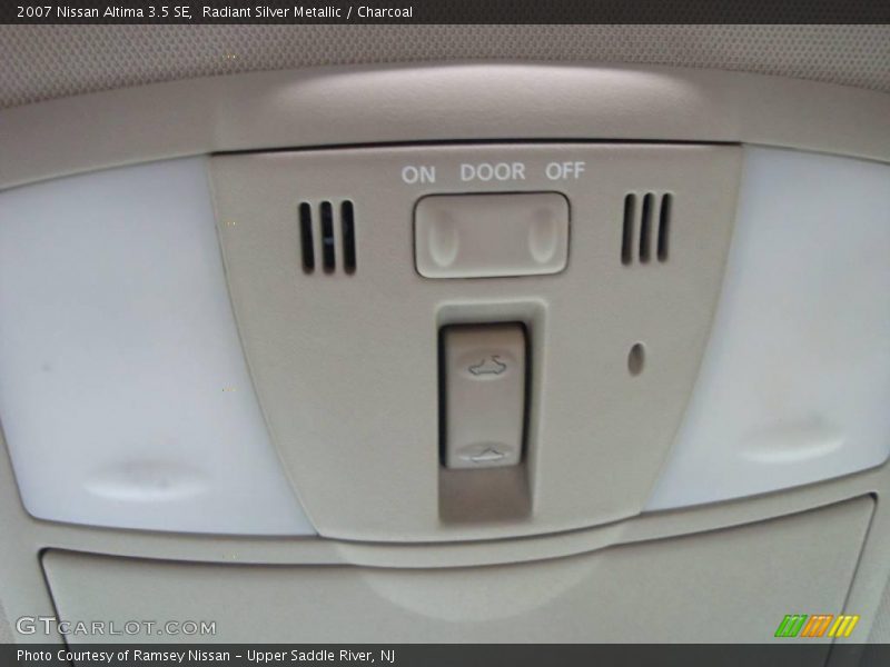 Radiant Silver Metallic / Charcoal 2007 Nissan Altima 3.5 SE