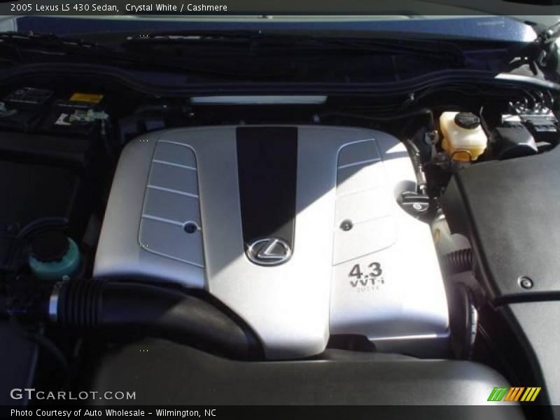 Crystal White / Cashmere 2005 Lexus LS 430 Sedan
