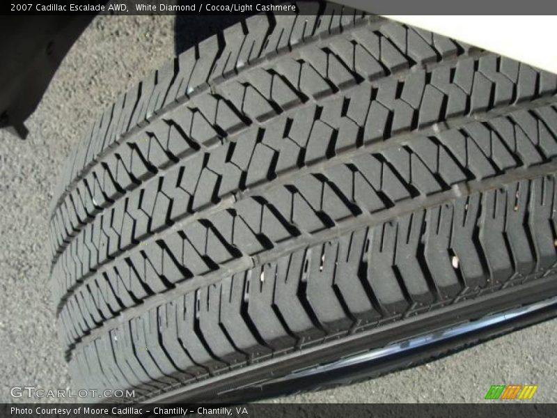 White Diamond / Cocoa/Light Cashmere 2007 Cadillac Escalade AWD