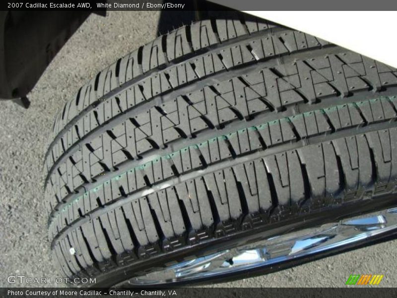 White Diamond / Ebony/Ebony 2007 Cadillac Escalade AWD
