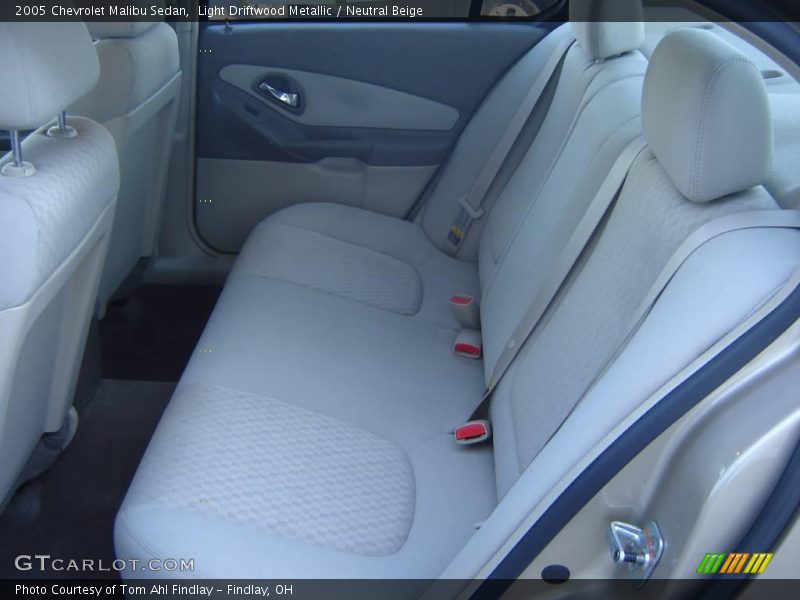 Light Driftwood Metallic / Neutral Beige 2005 Chevrolet Malibu Sedan