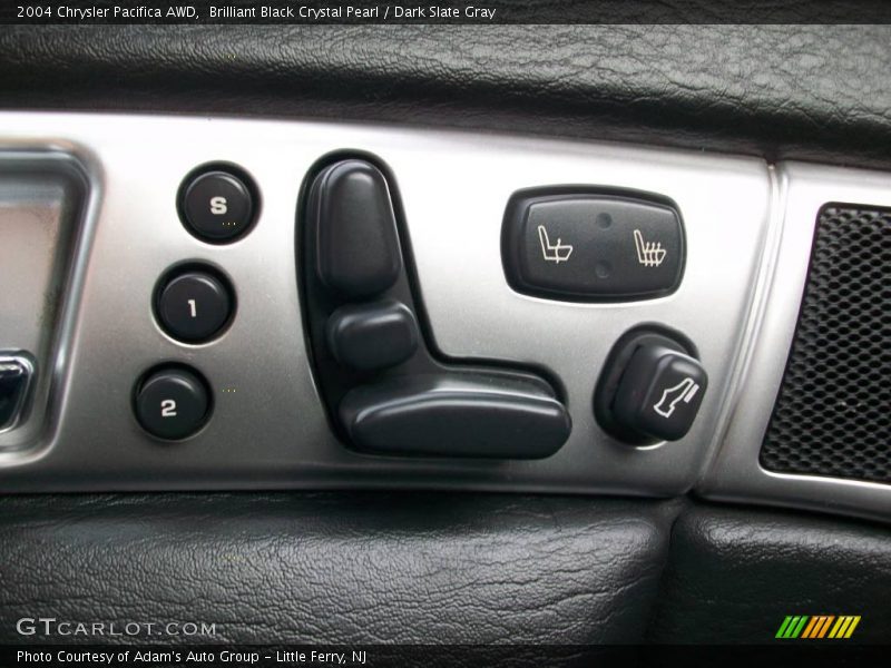 Brilliant Black Crystal Pearl / Dark Slate Gray 2004 Chrysler Pacifica AWD