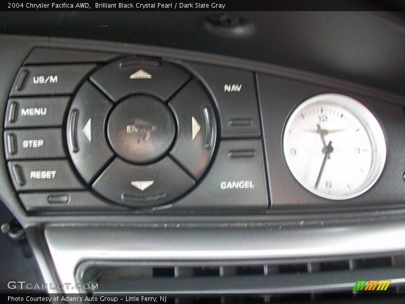 Brilliant Black Crystal Pearl / Dark Slate Gray 2004 Chrysler Pacifica AWD