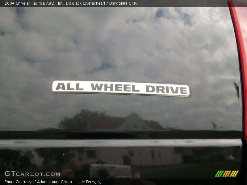Brilliant Black Crystal Pearl / Dark Slate Gray 2004 Chrysler Pacifica AWD