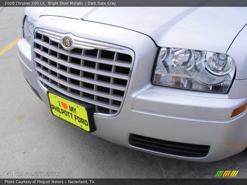 Bright Silver Metallic / Dark Slate Gray 2008 Chrysler 300 LX