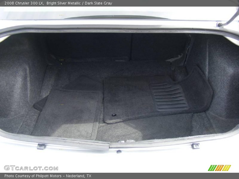 Bright Silver Metallic / Dark Slate Gray 2008 Chrysler 300 LX