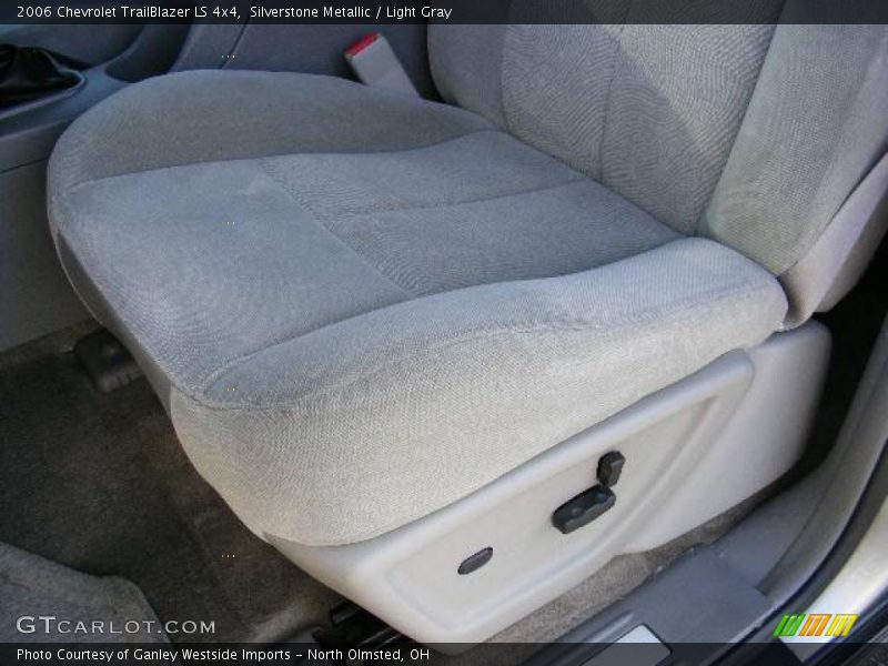 Silverstone Metallic / Light Gray 2006 Chevrolet TrailBlazer LS 4x4