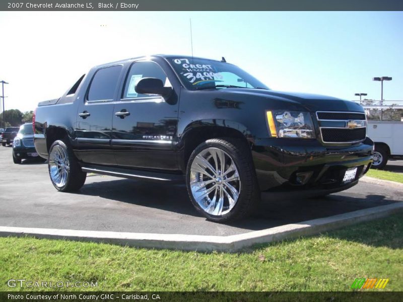 Black / Ebony 2007 Chevrolet Avalanche LS