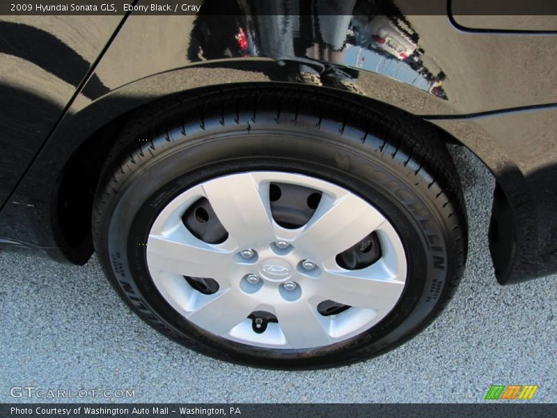 Ebony Black / Gray 2009 Hyundai Sonata GLS