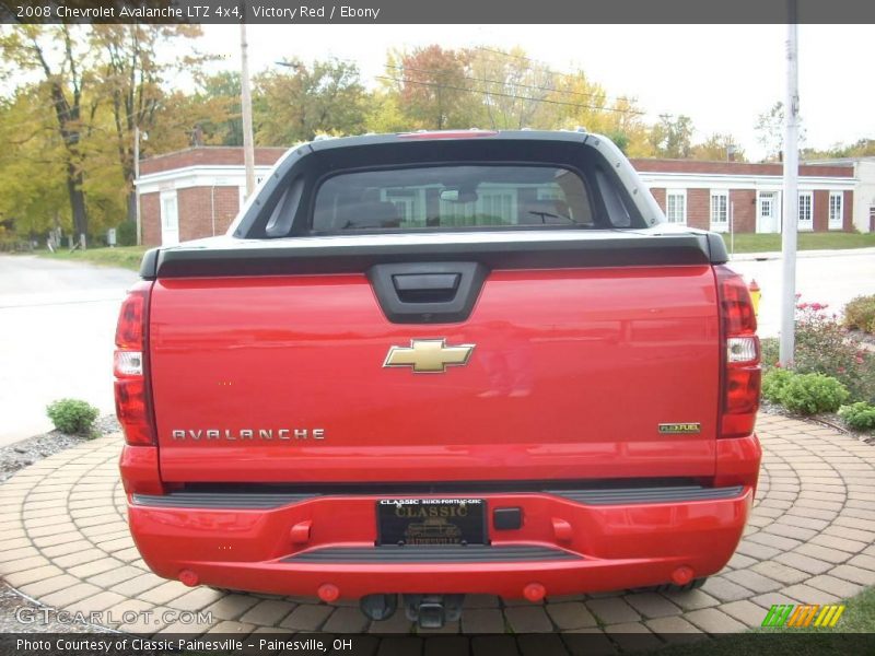 Victory Red / Ebony 2008 Chevrolet Avalanche LTZ 4x4