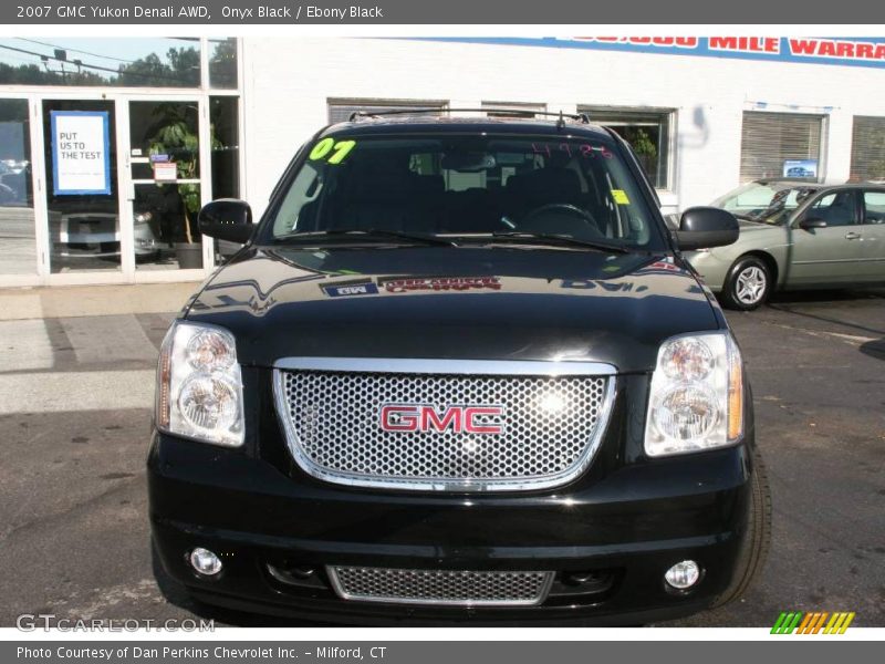 Onyx Black / Ebony Black 2007 GMC Yukon Denali AWD