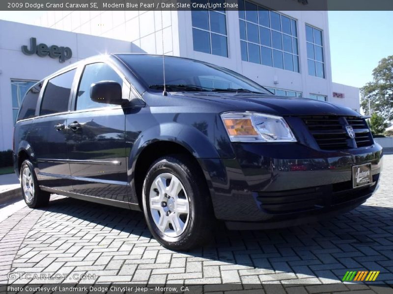Modern Blue Pearl / Dark Slate Gray/Light Shale 2009 Dodge Grand Caravan SE