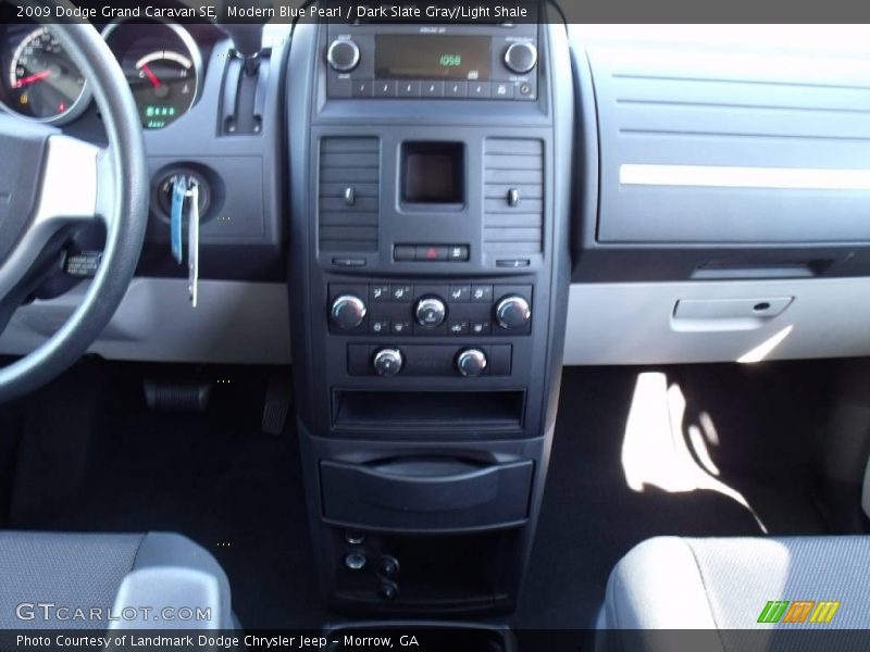 Modern Blue Pearl / Dark Slate Gray/Light Shale 2009 Dodge Grand Caravan SE