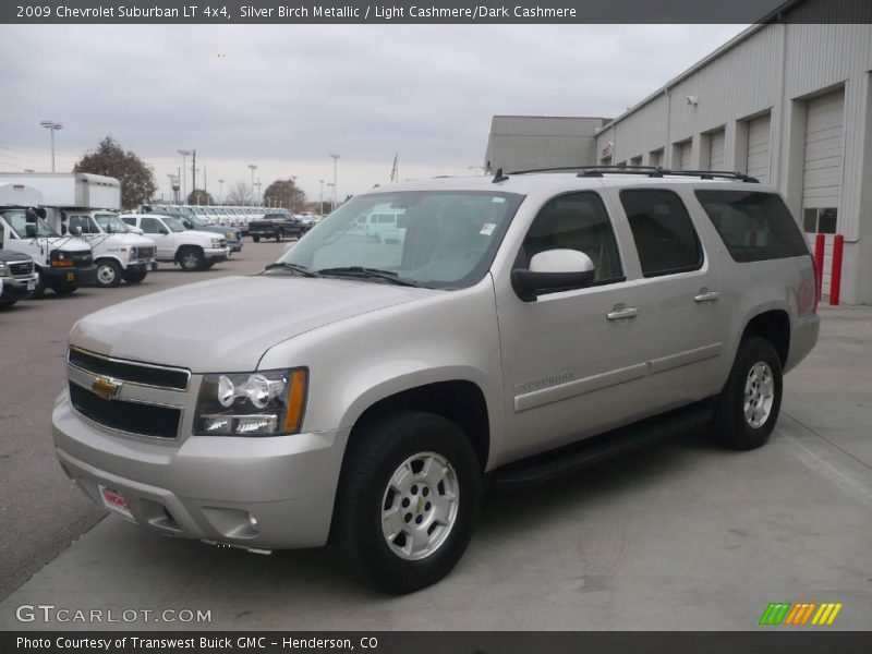 Silver Birch Metallic / Light Cashmere/Dark Cashmere 2009 Chevrolet Suburban LT 4x4