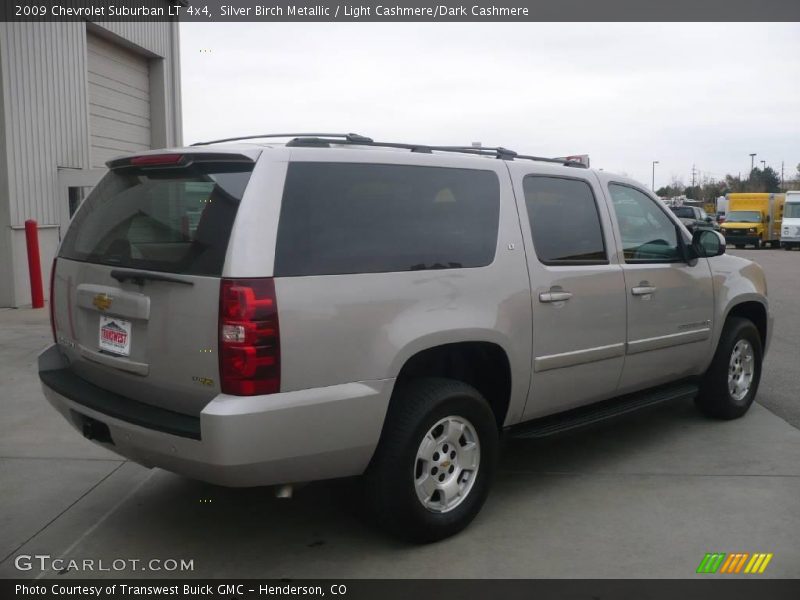 Silver Birch Metallic / Light Cashmere/Dark Cashmere 2009 Chevrolet Suburban LT 4x4
