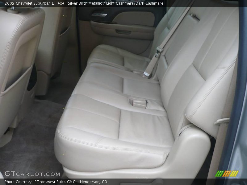 Silver Birch Metallic / Light Cashmere/Dark Cashmere 2009 Chevrolet Suburban LT 4x4