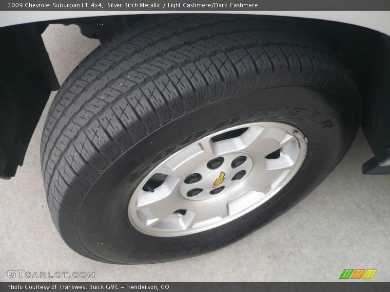 Silver Birch Metallic / Light Cashmere/Dark Cashmere 2009 Chevrolet Suburban LT 4x4