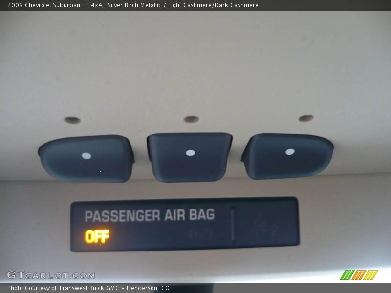 Silver Birch Metallic / Light Cashmere/Dark Cashmere 2009 Chevrolet Suburban LT 4x4