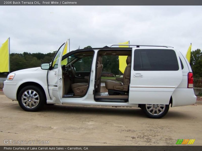 Frost White / Cashmere 2006 Buick Terraza CXL