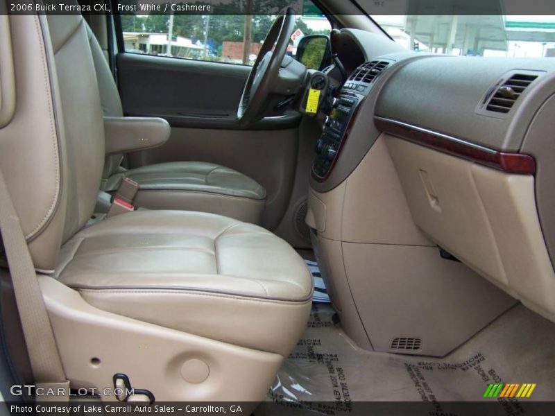 Frost White / Cashmere 2006 Buick Terraza CXL