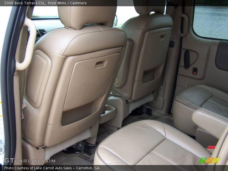 Frost White / Cashmere 2006 Buick Terraza CXL