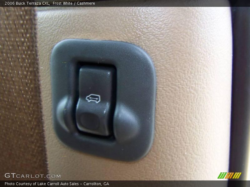 Frost White / Cashmere 2006 Buick Terraza CXL