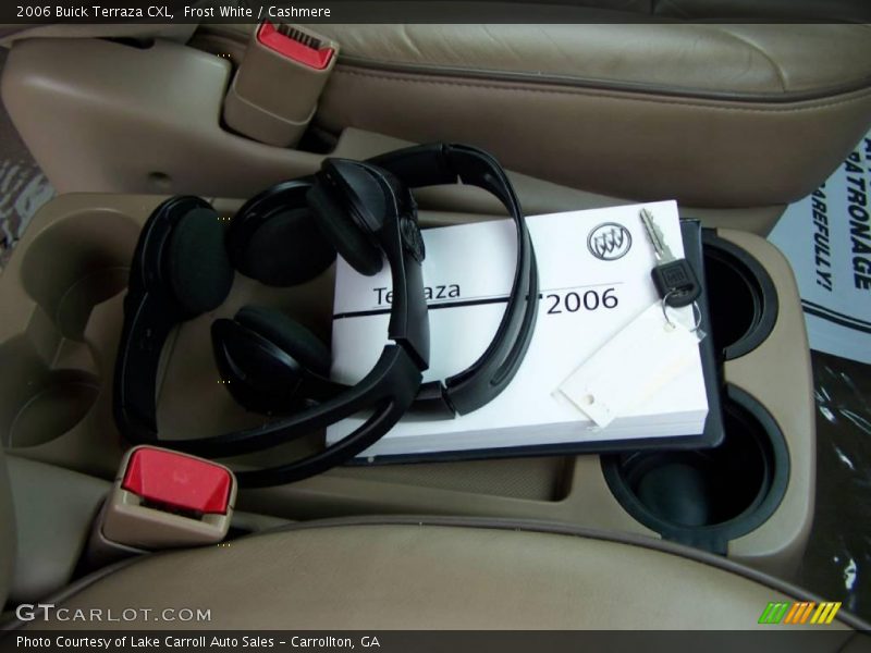Frost White / Cashmere 2006 Buick Terraza CXL