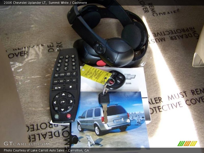 Summit White / Cashmere 2006 Chevrolet Uplander LT