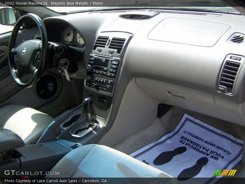 Majestic Blue Metallic / Blond 2002 Nissan Maxima SE