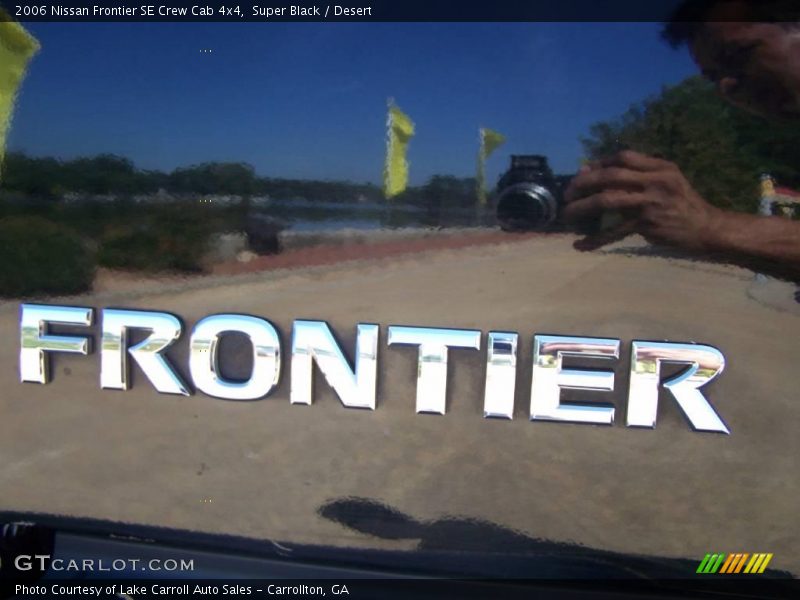 Super Black / Desert 2006 Nissan Frontier SE Crew Cab 4x4