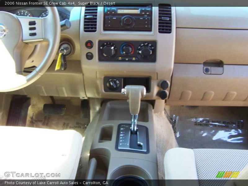Super Black / Desert 2006 Nissan Frontier SE Crew Cab 4x4