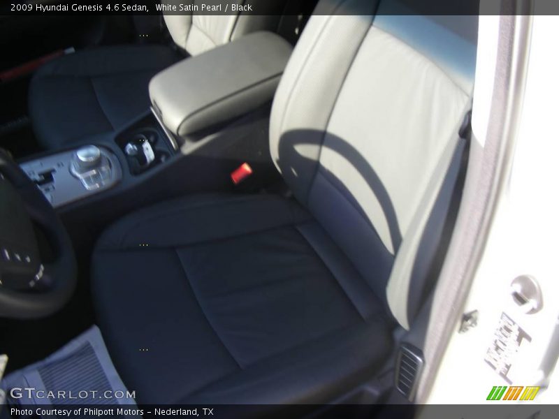 White Satin Pearl / Black 2009 Hyundai Genesis 4.6 Sedan