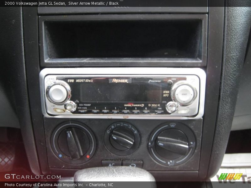 Silver Arrow Metallic / Black 2000 Volkswagen Jetta GL Sedan