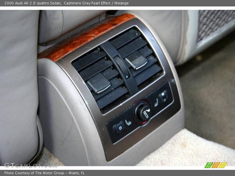 Cashmere Grey Pearl Effect / Melange 2000 Audi A6 2.8 quattro Sedan