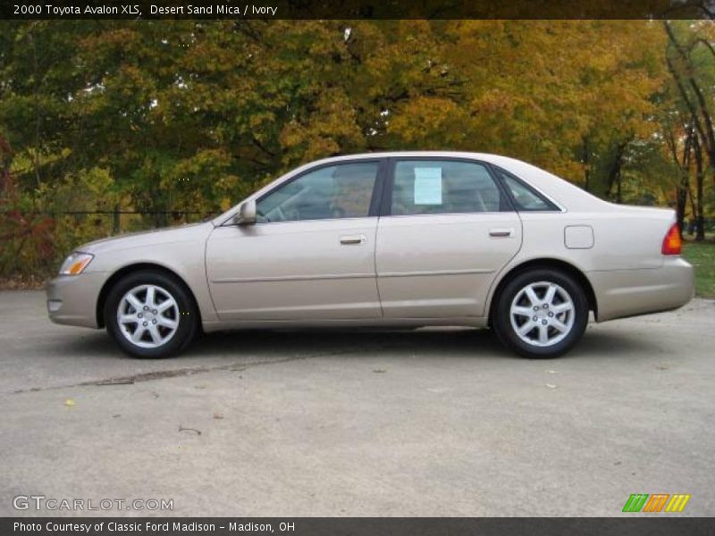 Desert Sand Mica / Ivory 2000 Toyota Avalon XLS