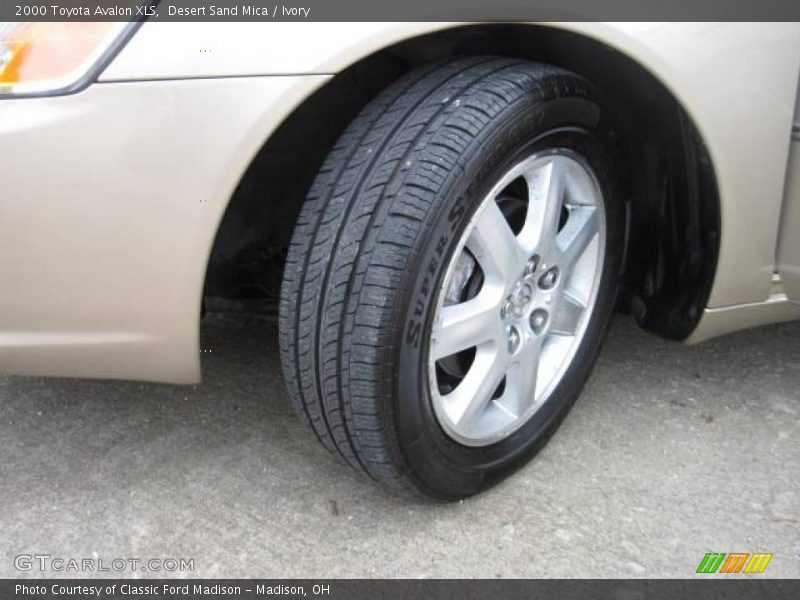 Desert Sand Mica / Ivory 2000 Toyota Avalon XLS