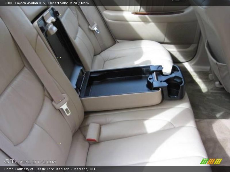 Desert Sand Mica / Ivory 2000 Toyota Avalon XLS